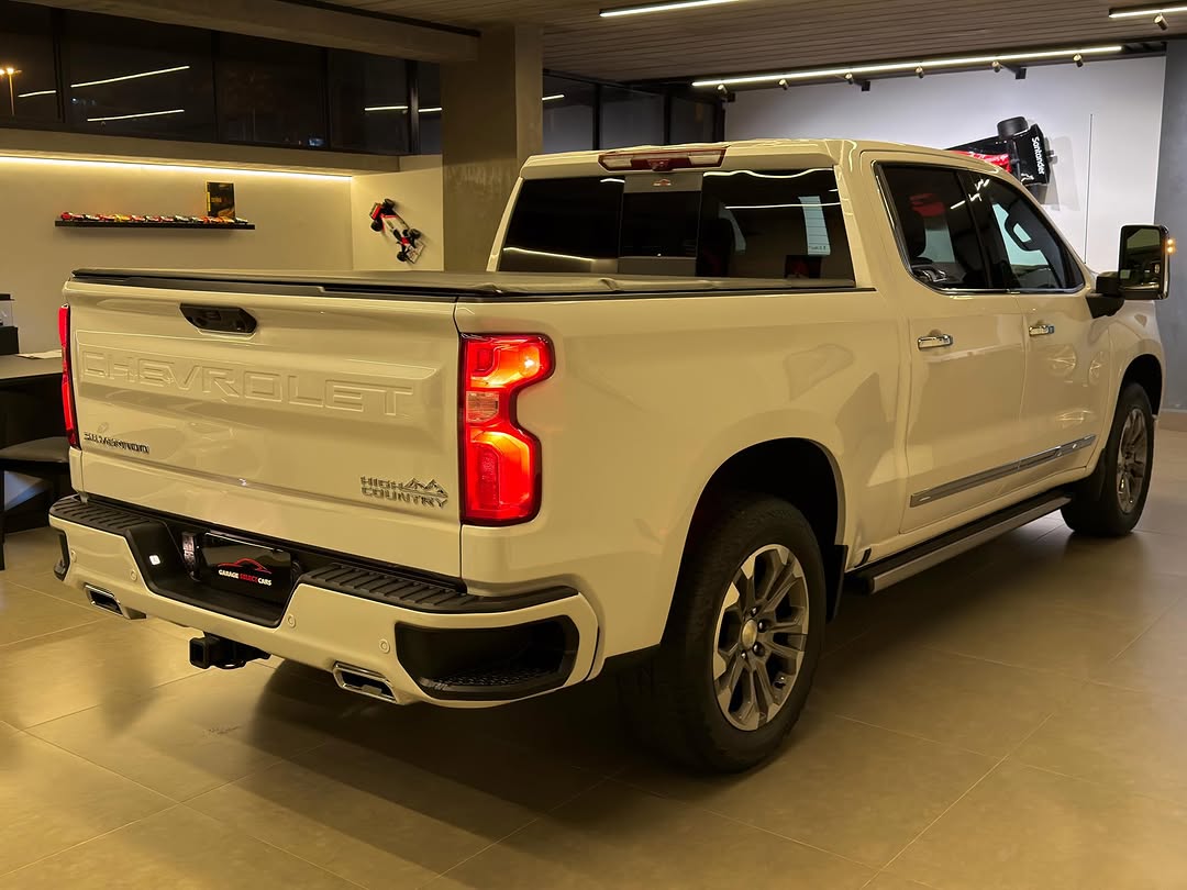 CHEVROLET SILVERADO HIGH COUNTRY - Imagem 4