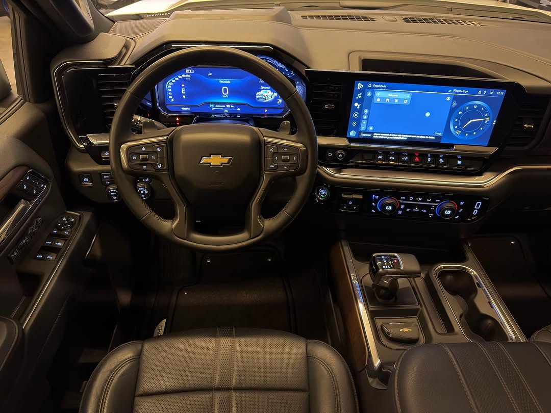 CHEVROLET SILVERADO HIGH COUNTRY - Imagem 9