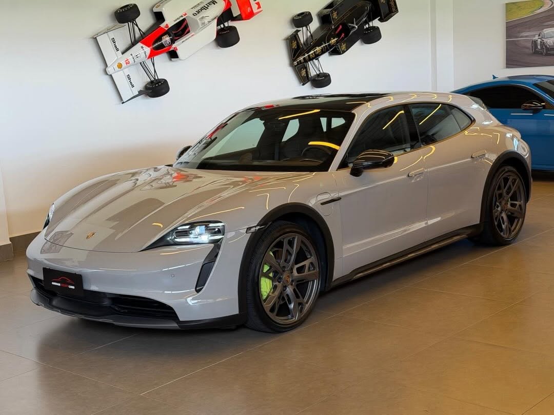 PORSCHE TAYCAN 4 CROSS TURISMO - Imagem 1