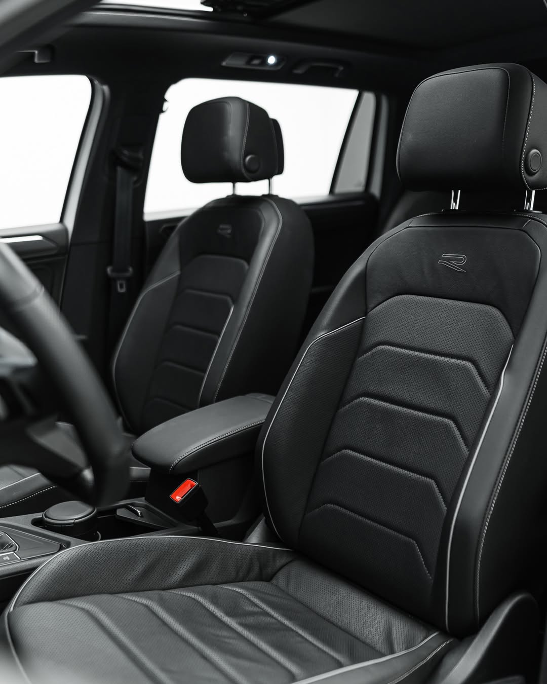 VOLKSWAGEN TIGUAN ALLSPACE R-LINE - Imagem 7