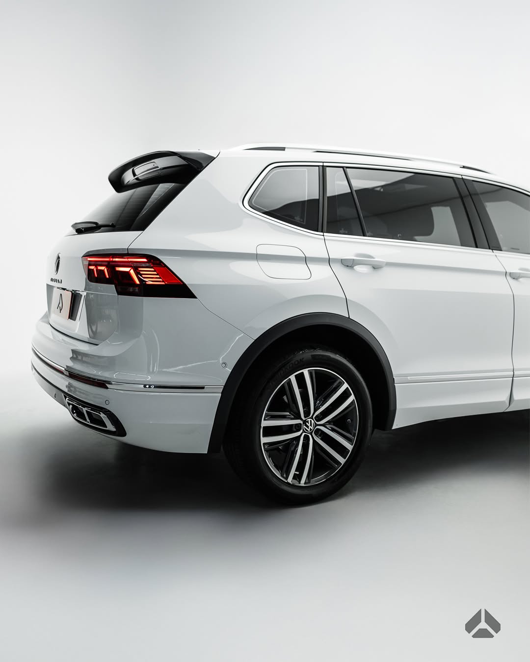 VOLKSWAGEN TIGUAN ALLSPACE R-LINE - Imagem 10