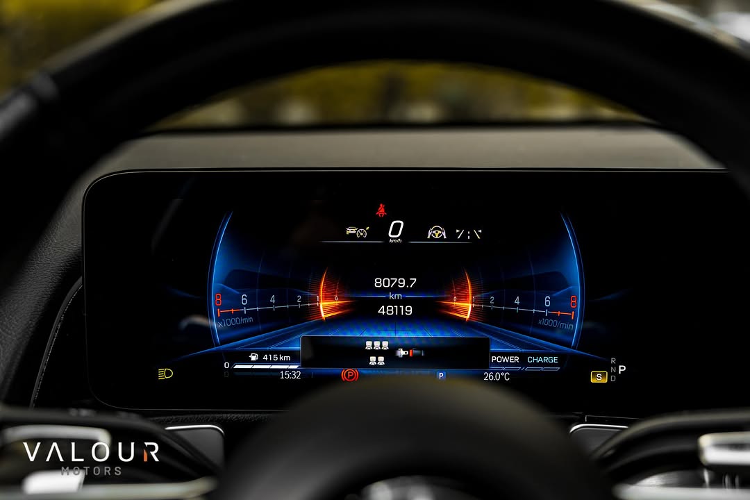 MERCEDES-BENZ GLB35 AMG - Imagem 15
