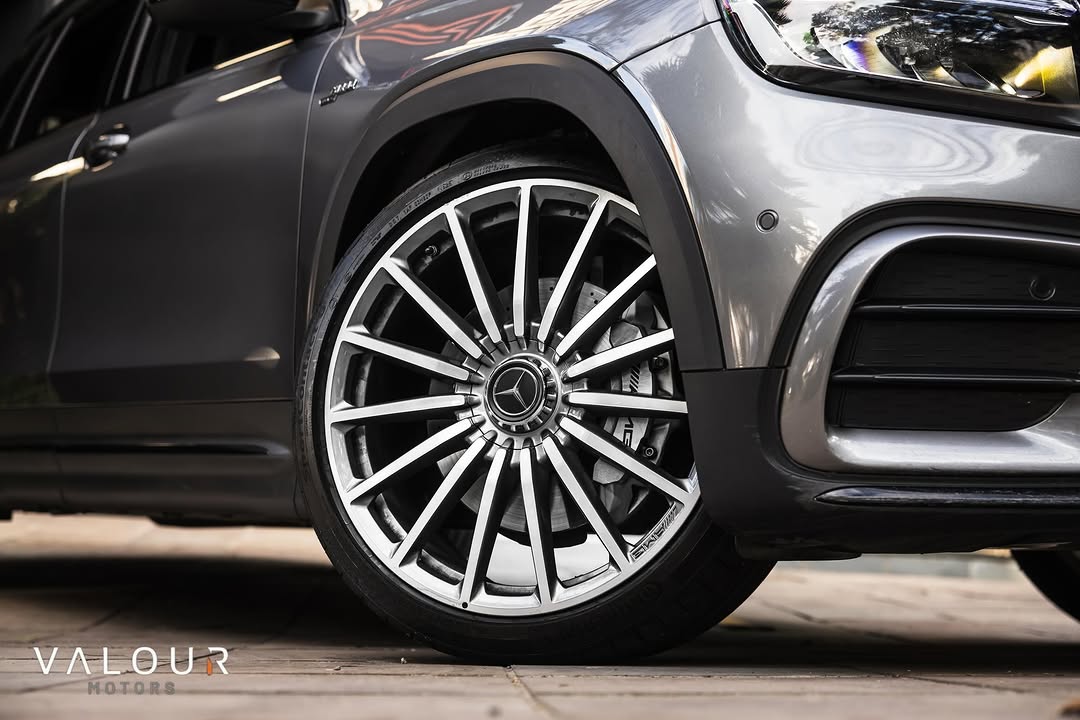 MERCEDES-BENZ GLB35 AMG - Imagem 3