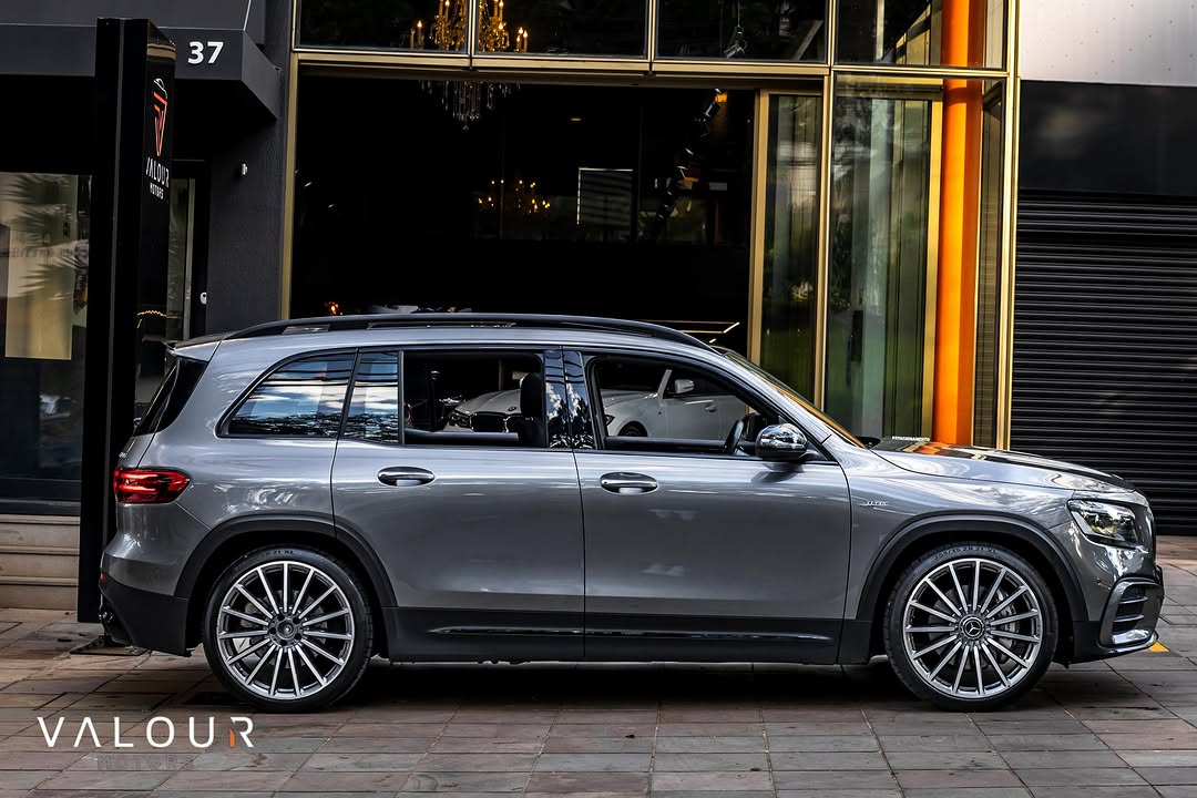 MERCEDES-BENZ GLB35 AMG - Imagem 6