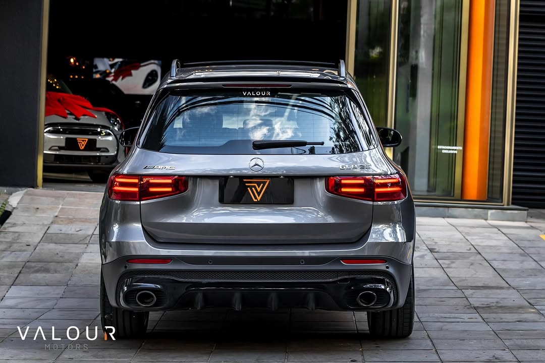 MERCEDES-BENZ GLB35 AMG - Imagem 10