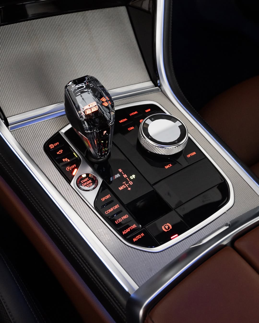 BMW M850I - Imagem 7