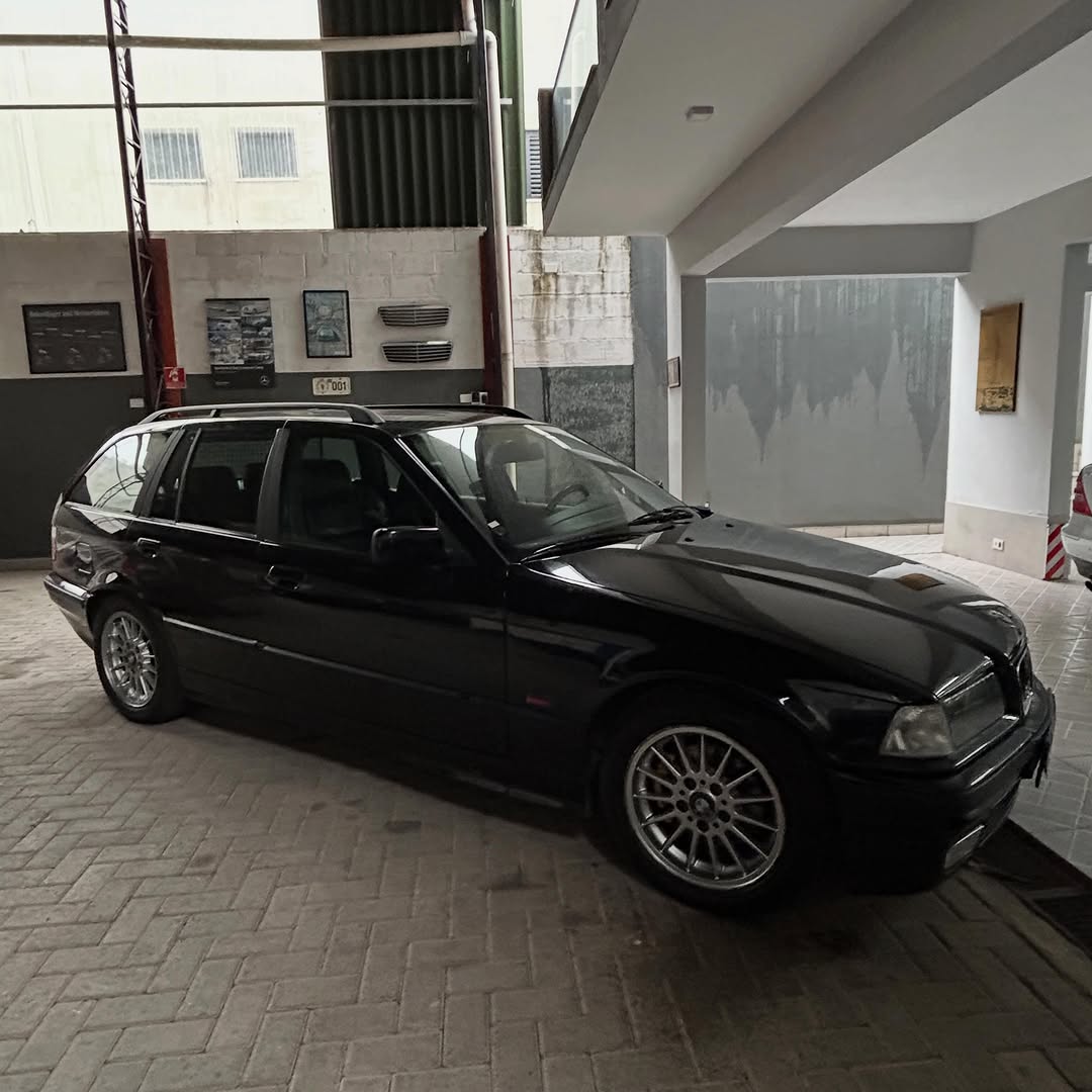 BMW 328I TOURING - Imagem 5