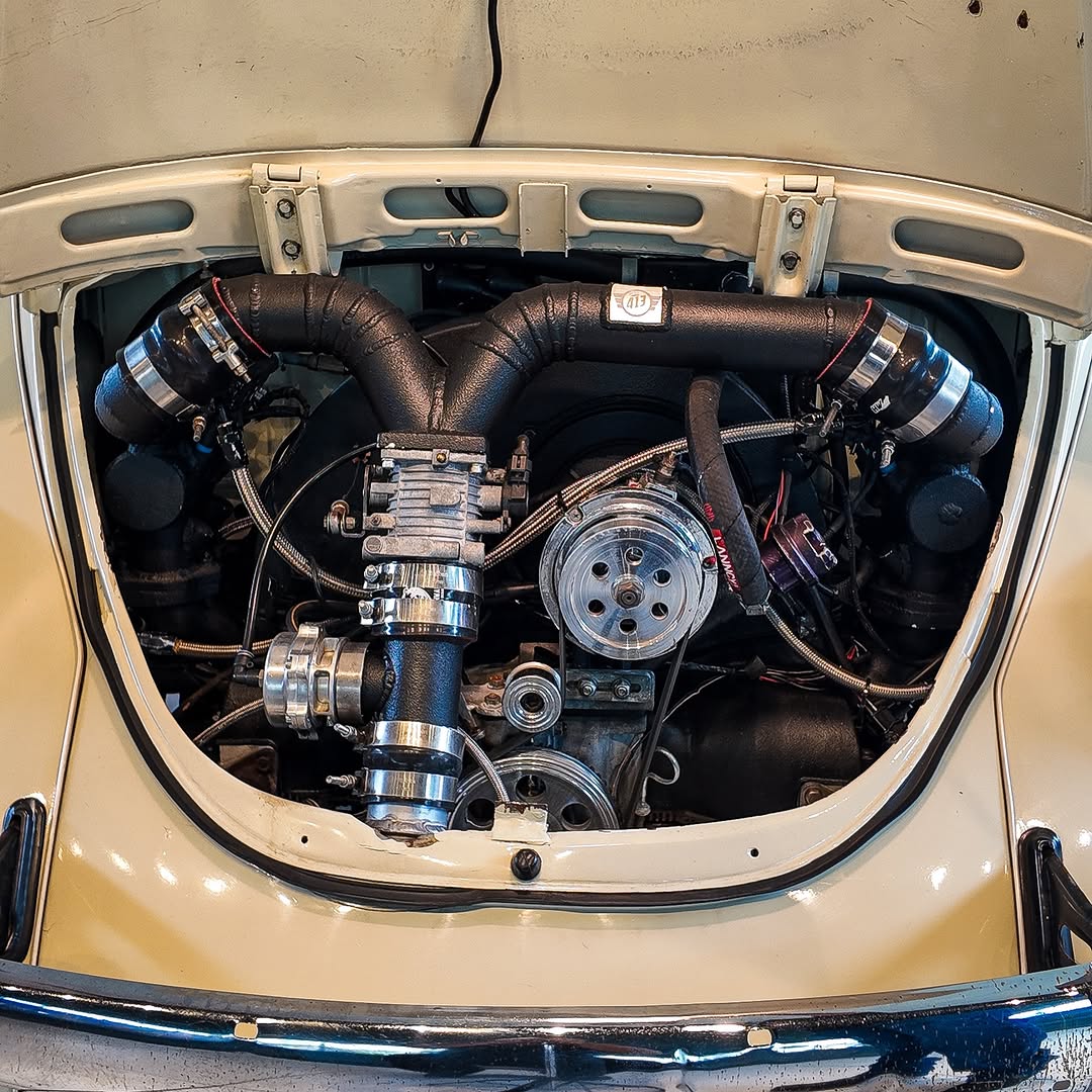 VOLKSWAGEN FUSCA TURBO - Imagem 8