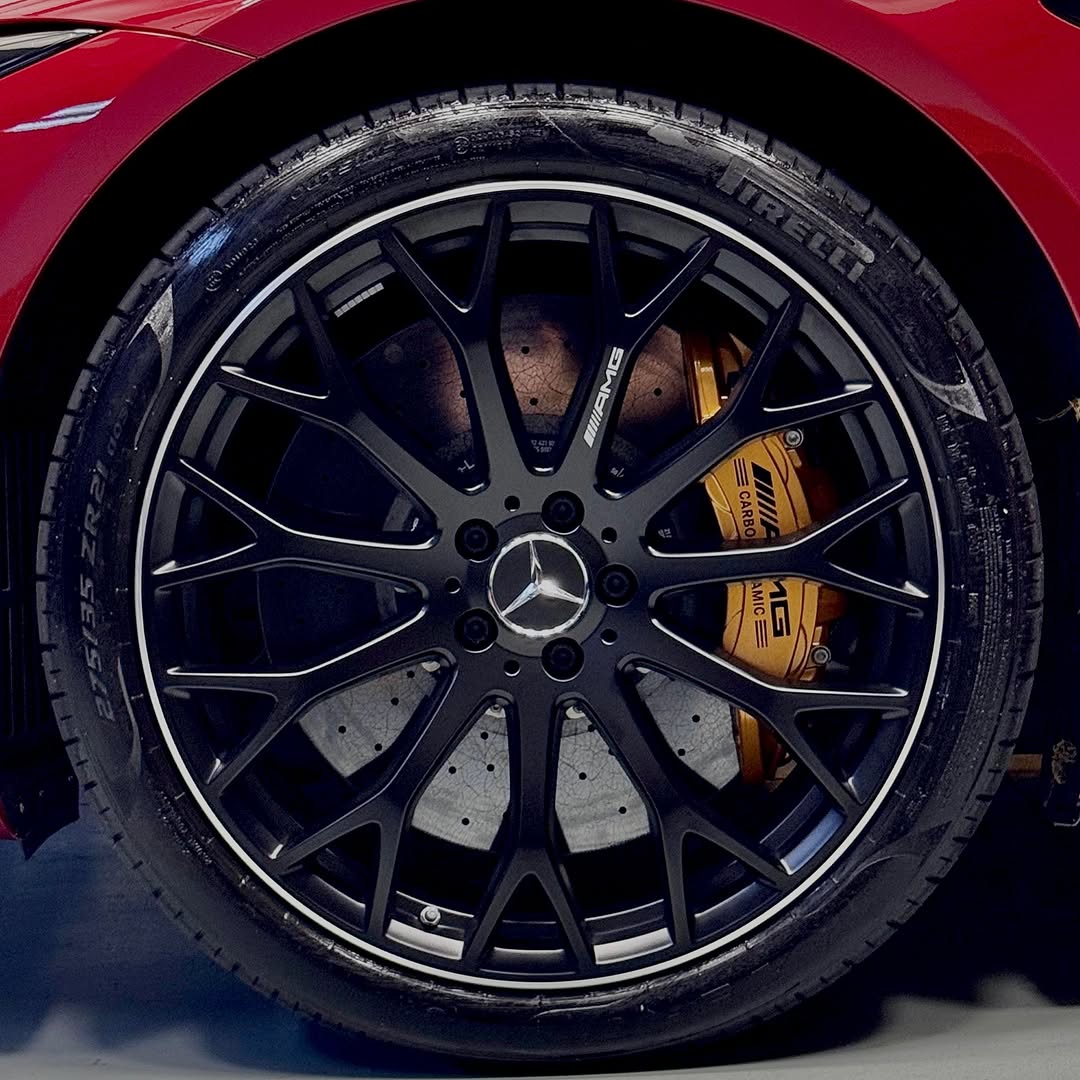 MERCEDES-BENZ SL63 AMG - Imagem 9