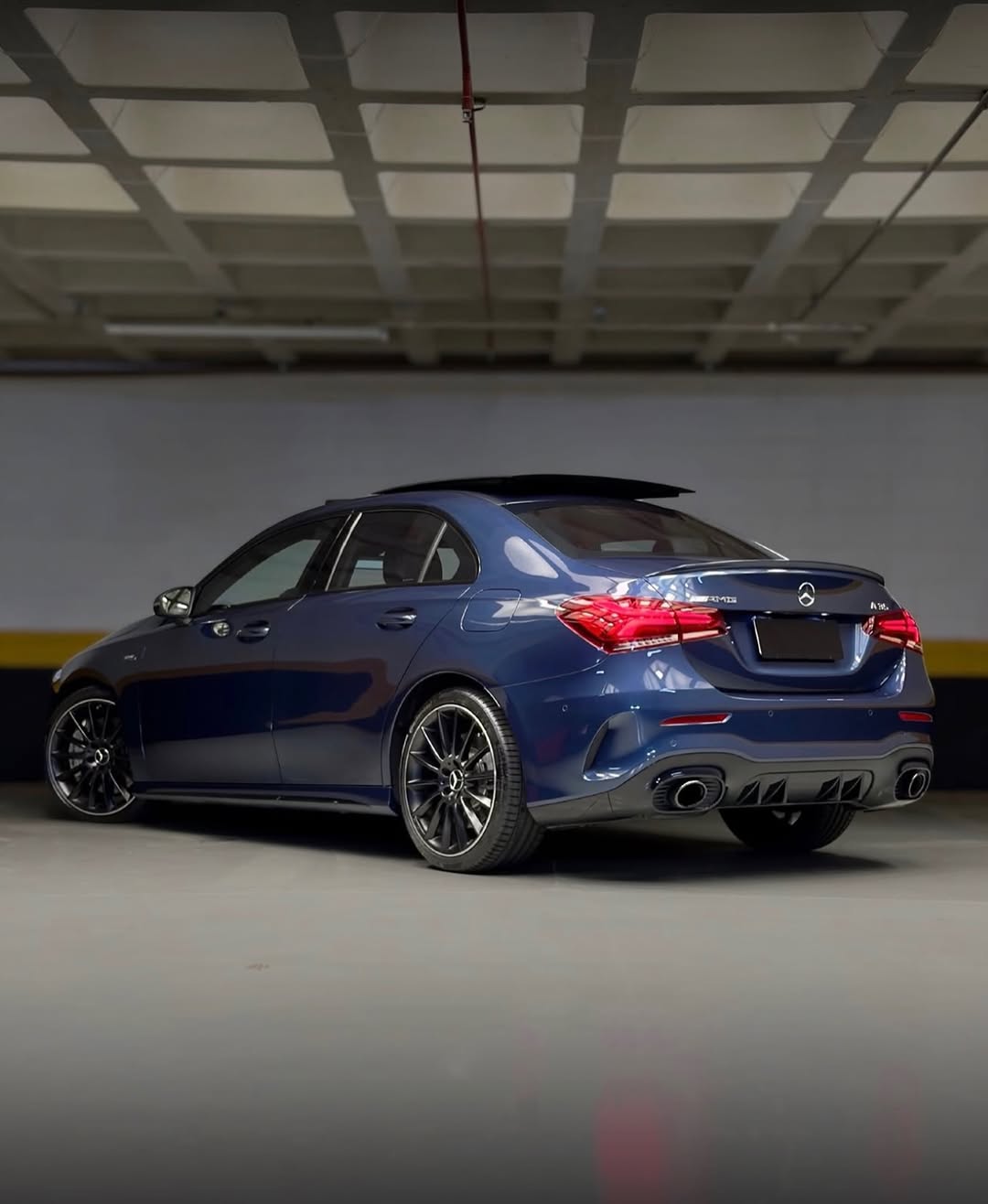 MERCEDES-BENZ A35 AMG - Imagem 2