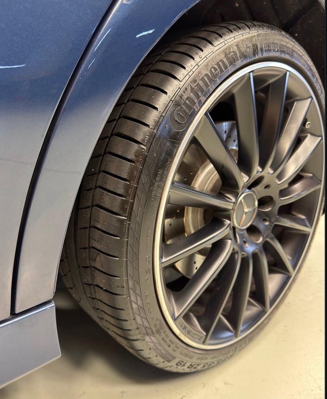 MERCEDES-BENZ A35 AMG - Imagem 9