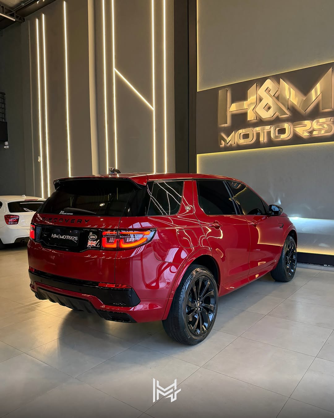 LAND ROVER DISCOVERY SE R-DYN DIESEL/HIBRIDA - Imagem 2