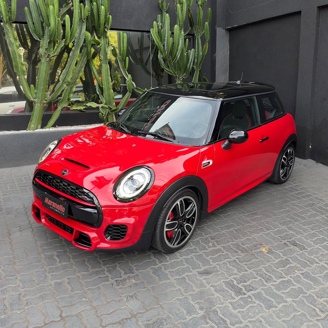 MINI COOPER JCW F56 - Imagem 1