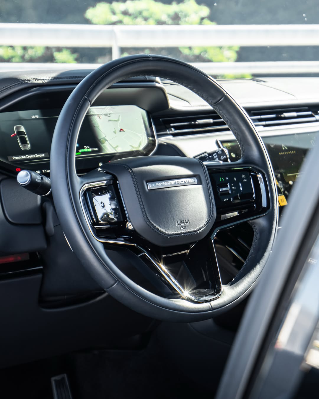 RANGE ROVER SPORT AUTOBIOGRAPHY P550E - Imagem 7