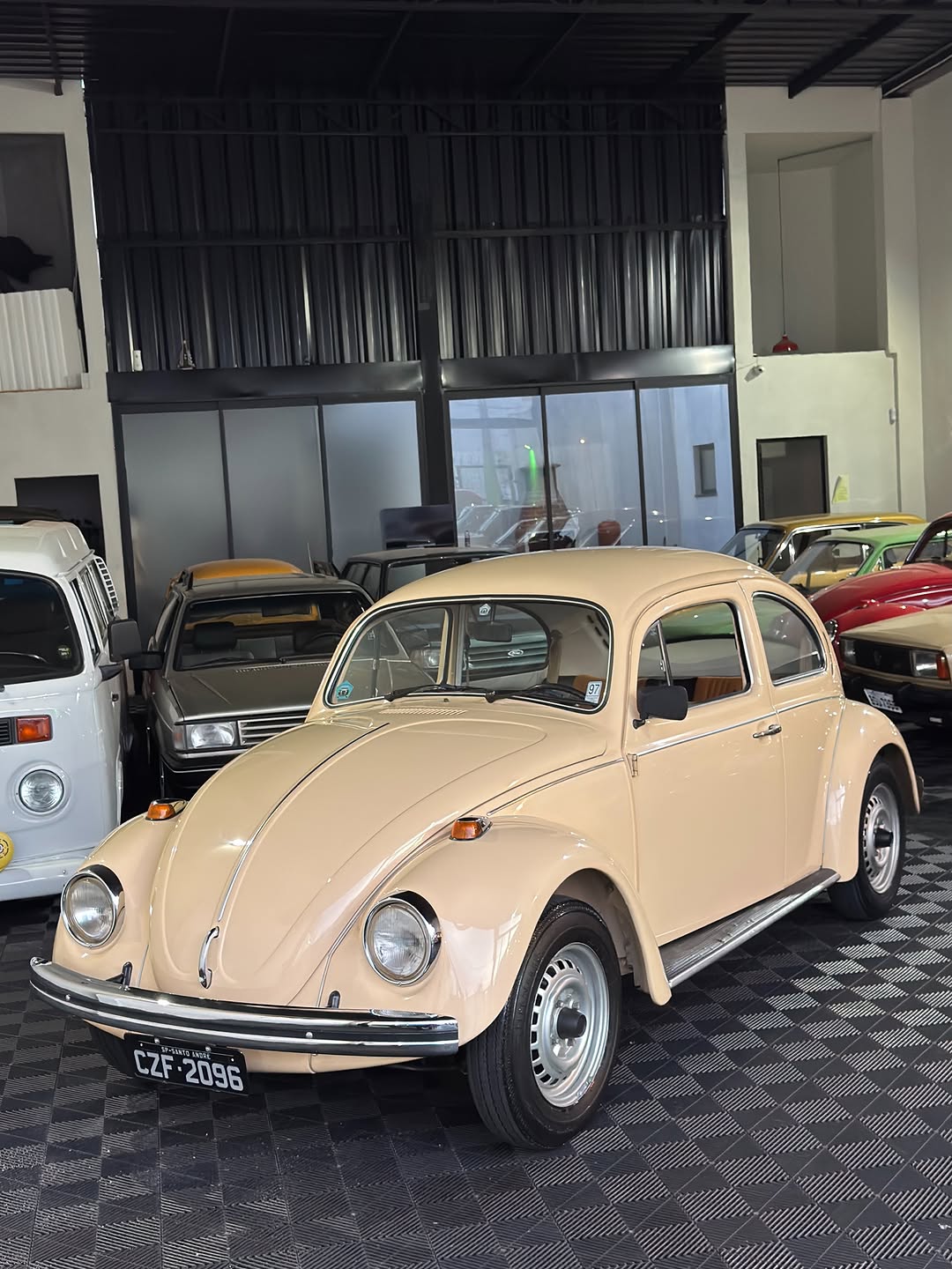 VOLKSWAGEN FUSCA 1300L - Imagem 1