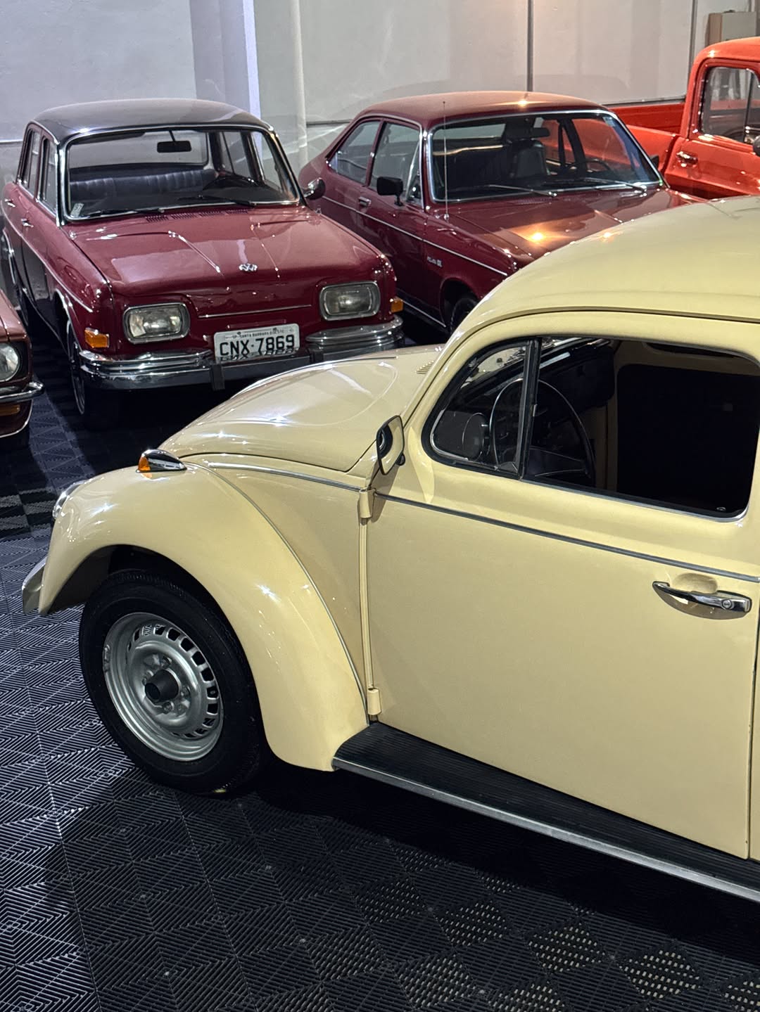 VOLKSWAGEN FUSCA 1300L - Imagem 16