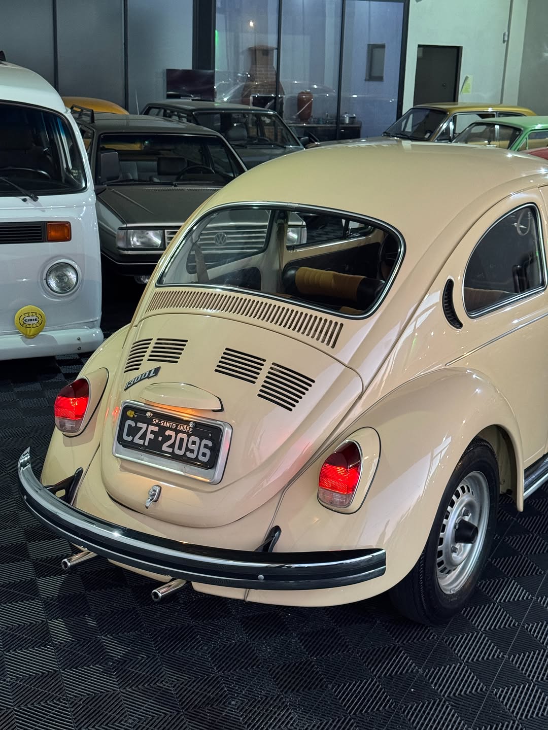 VOLKSWAGEN FUSCA 1300L - Imagem 3