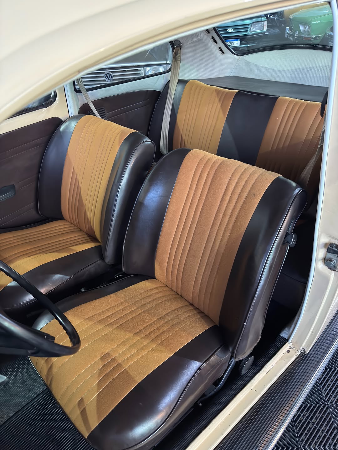 VOLKSWAGEN FUSCA 1300L - Imagem 8