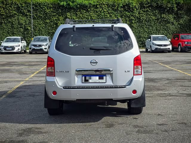 NISSAN PATHFINDER LE V6 - Imagem 4
