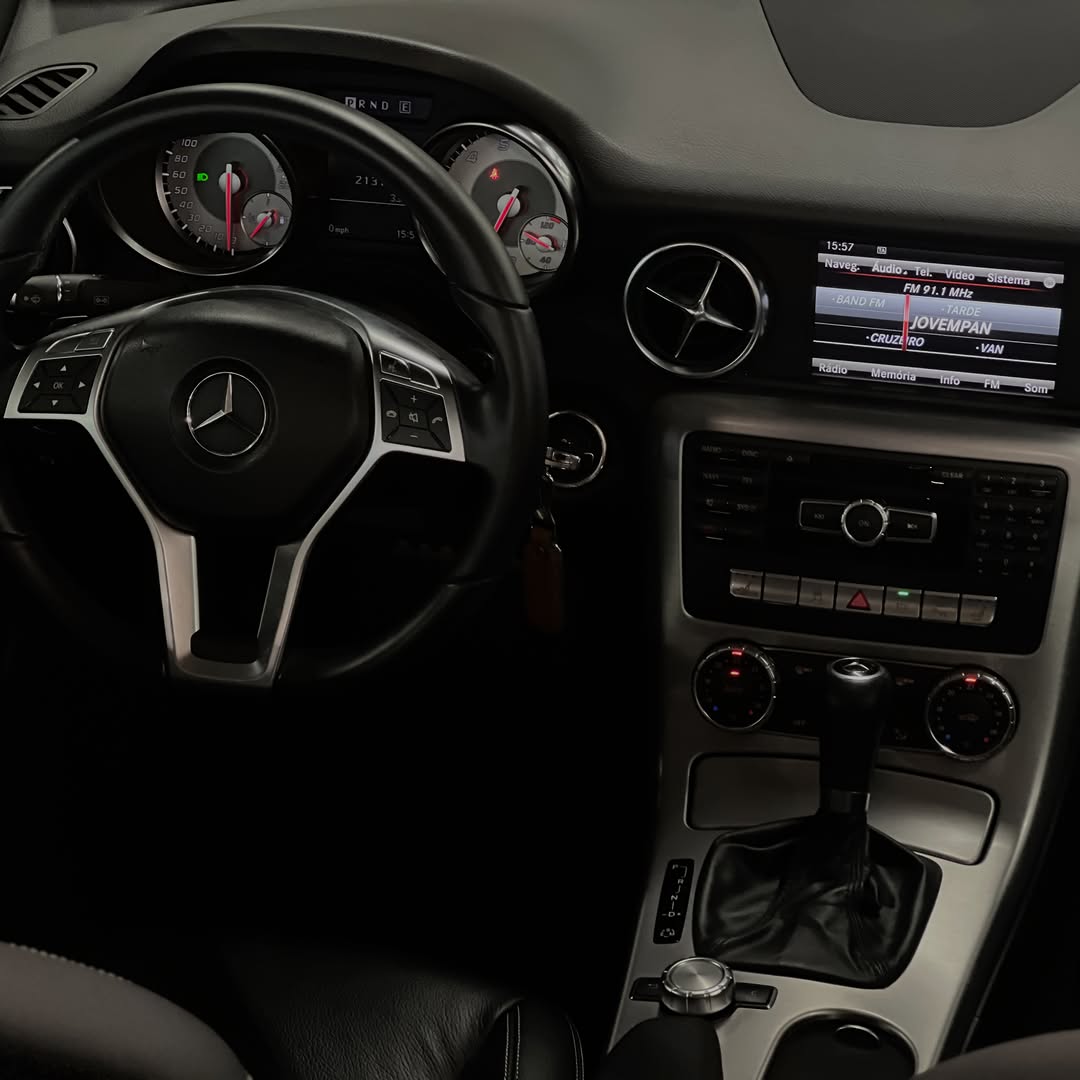 MERCEDES-BENZ SLK 250 - Imagem 9