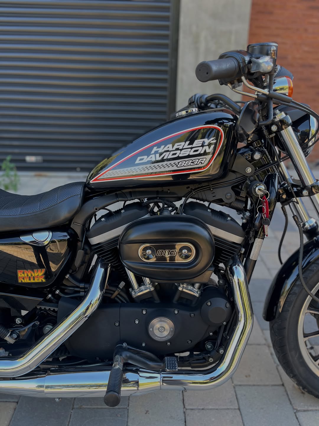 HARLEY-DAVIDSON 883R - Imagem 2