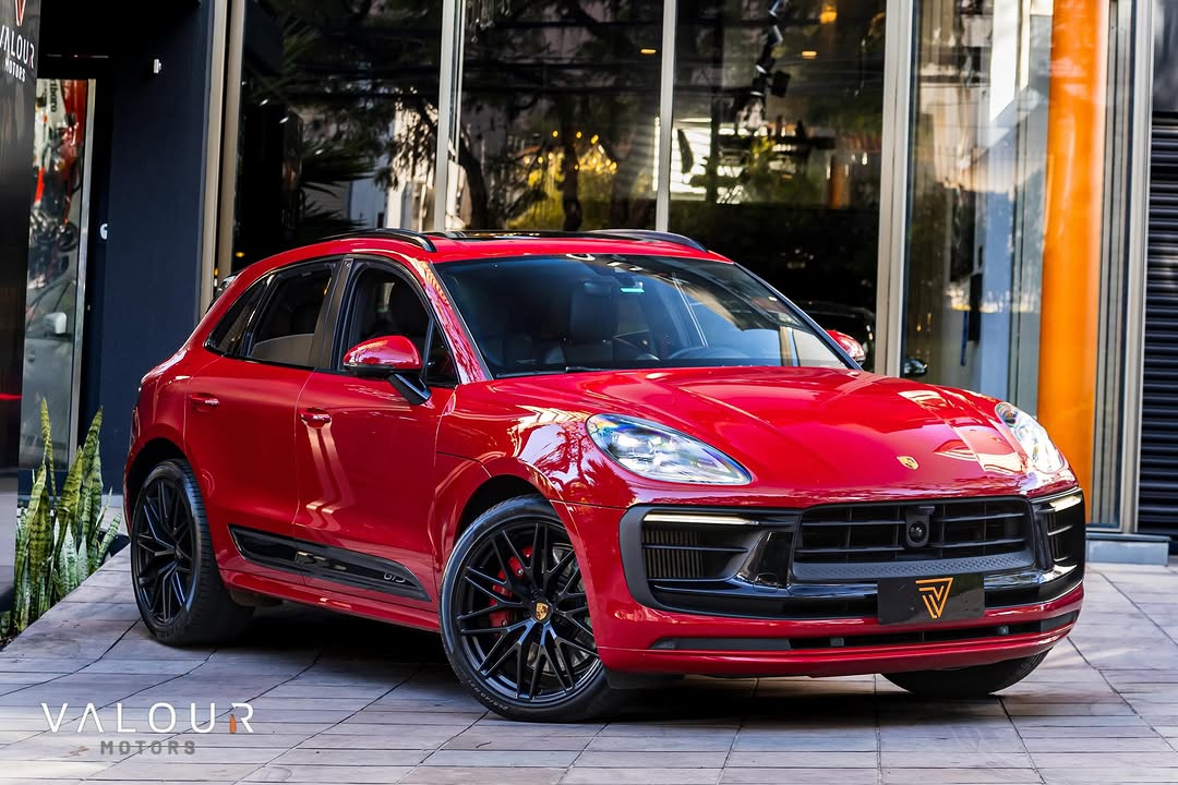 PORSCHE MACAN GTS - Imagem 1