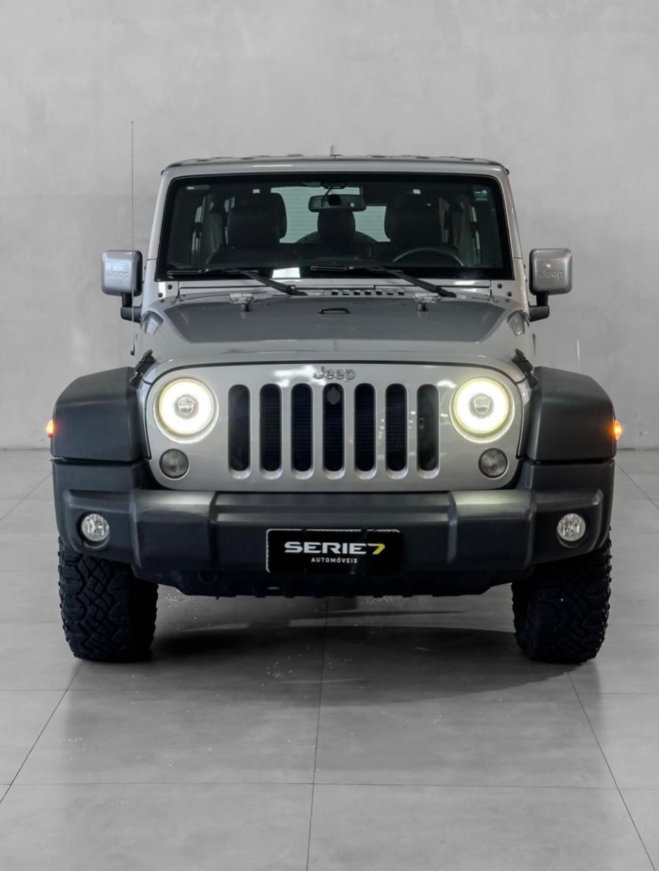 JEEP WRANGLER UNLIMITED 3.6L - Imagem 1