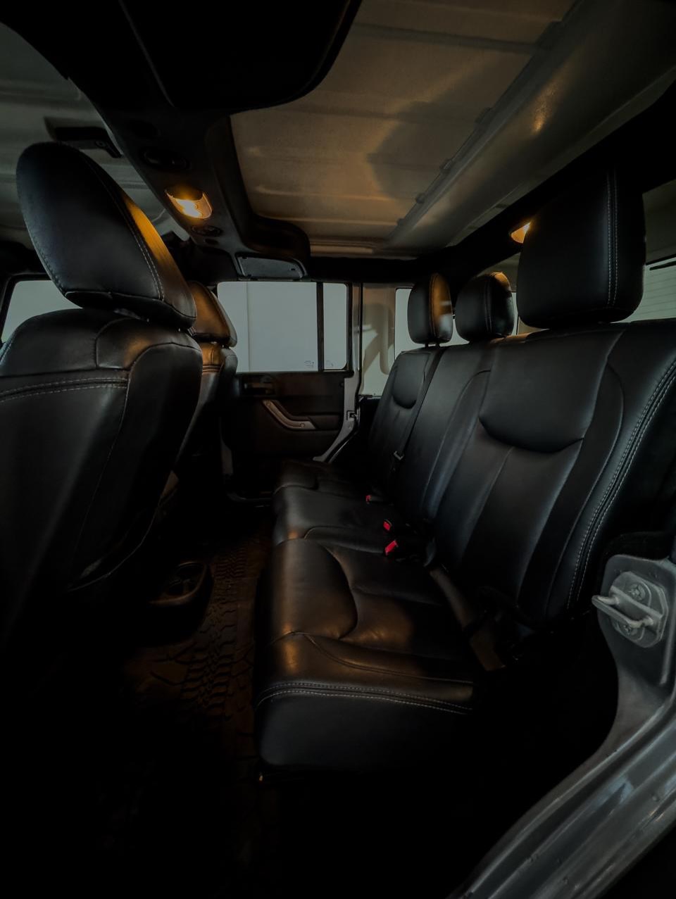JEEP WRANGLER UNLIMITED 3.6L - Imagem 5