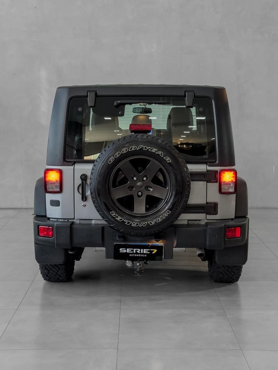 JEEP WRANGLER UNLIMITED 3.6L - Imagem 9