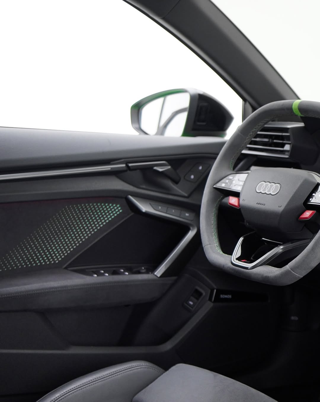 AUDI RS3 - Imagem 4