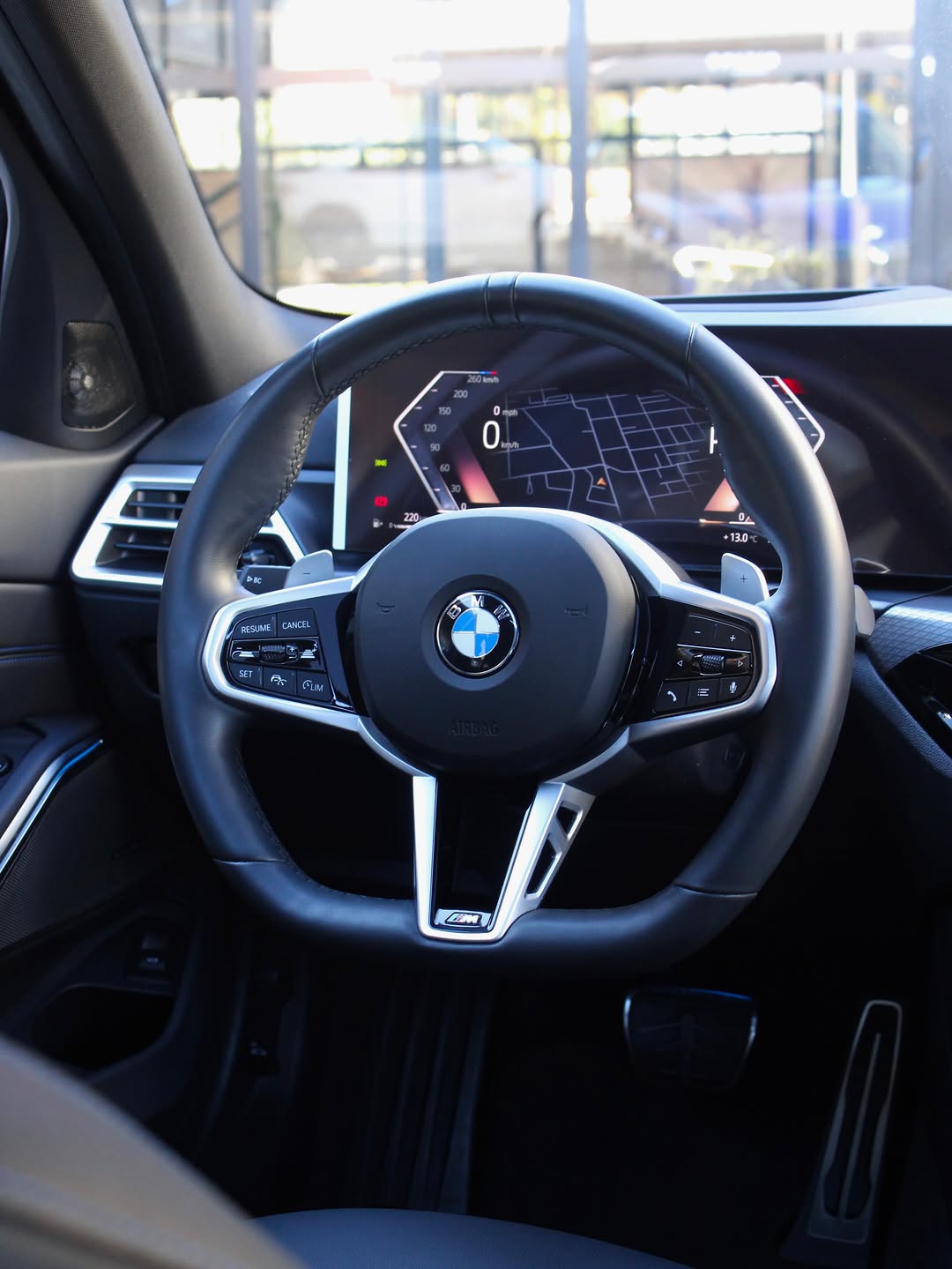 BMW 320I M SPORT - Imagem 4