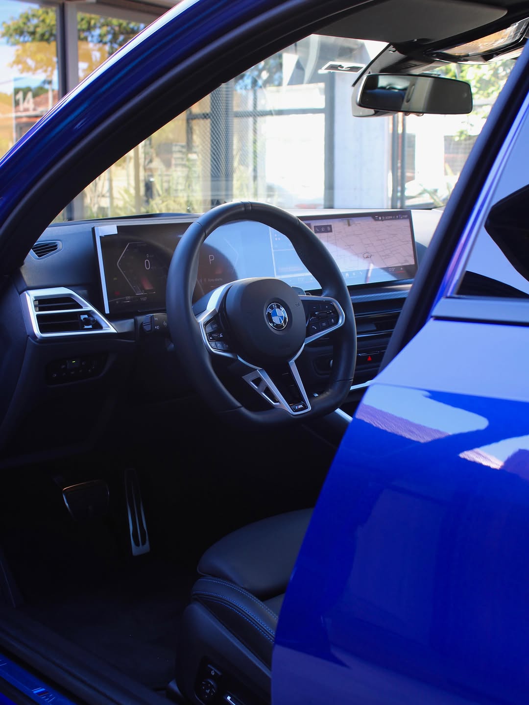 BMW 320I M SPORT - Imagem 10