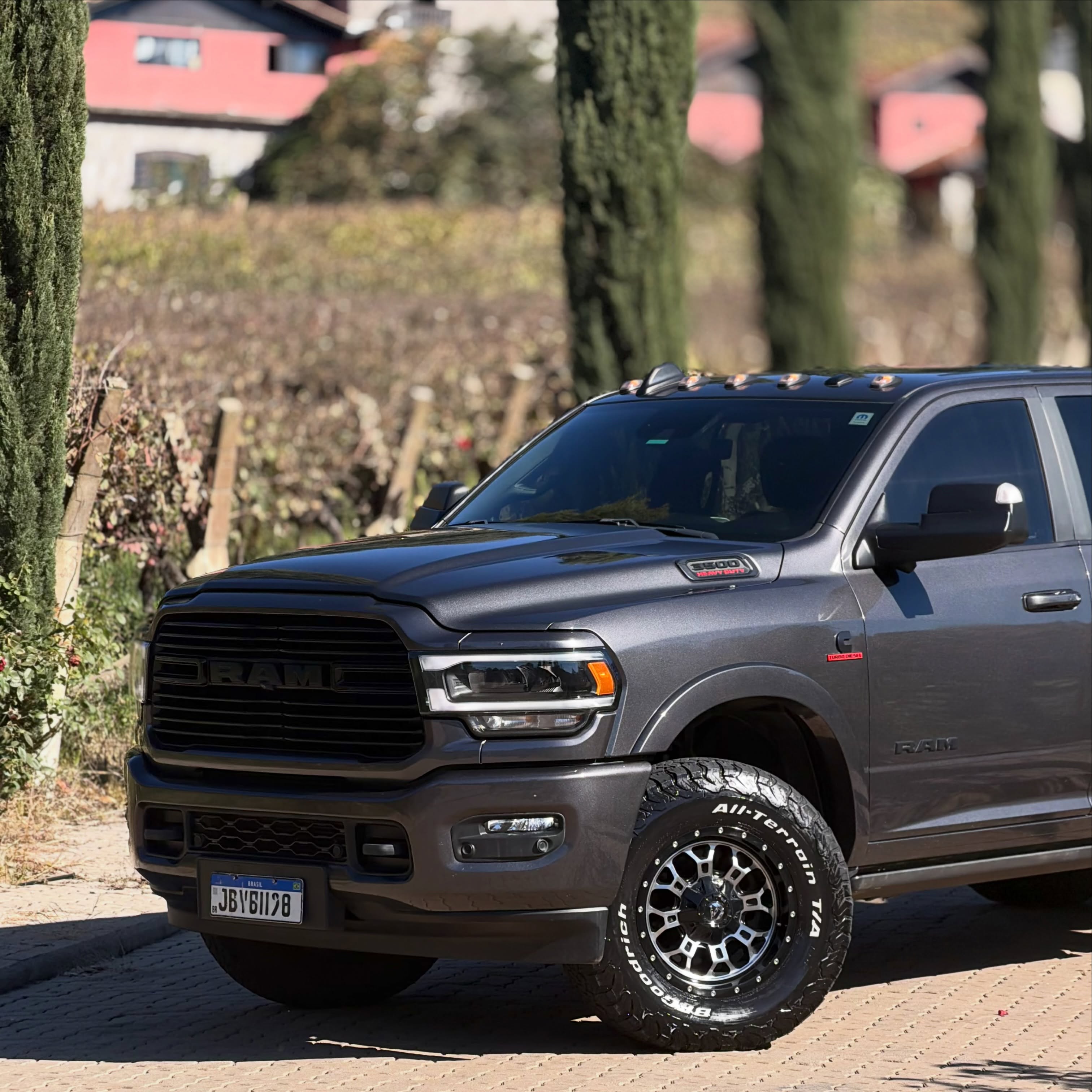 RAM 3500 NIGHT EDITION - Imagem 2