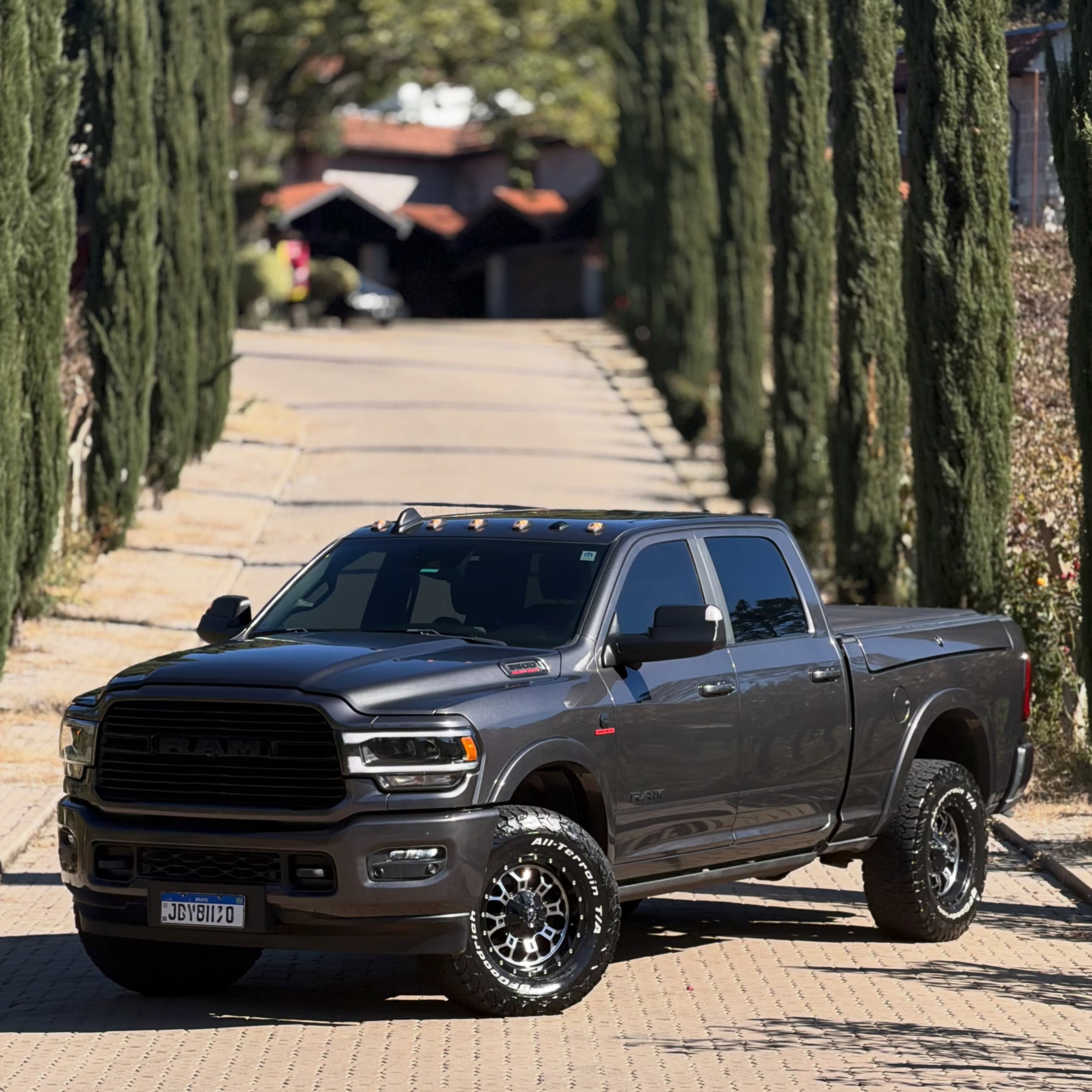 RAM 3500 NIGHT EDITION - Imagem 14