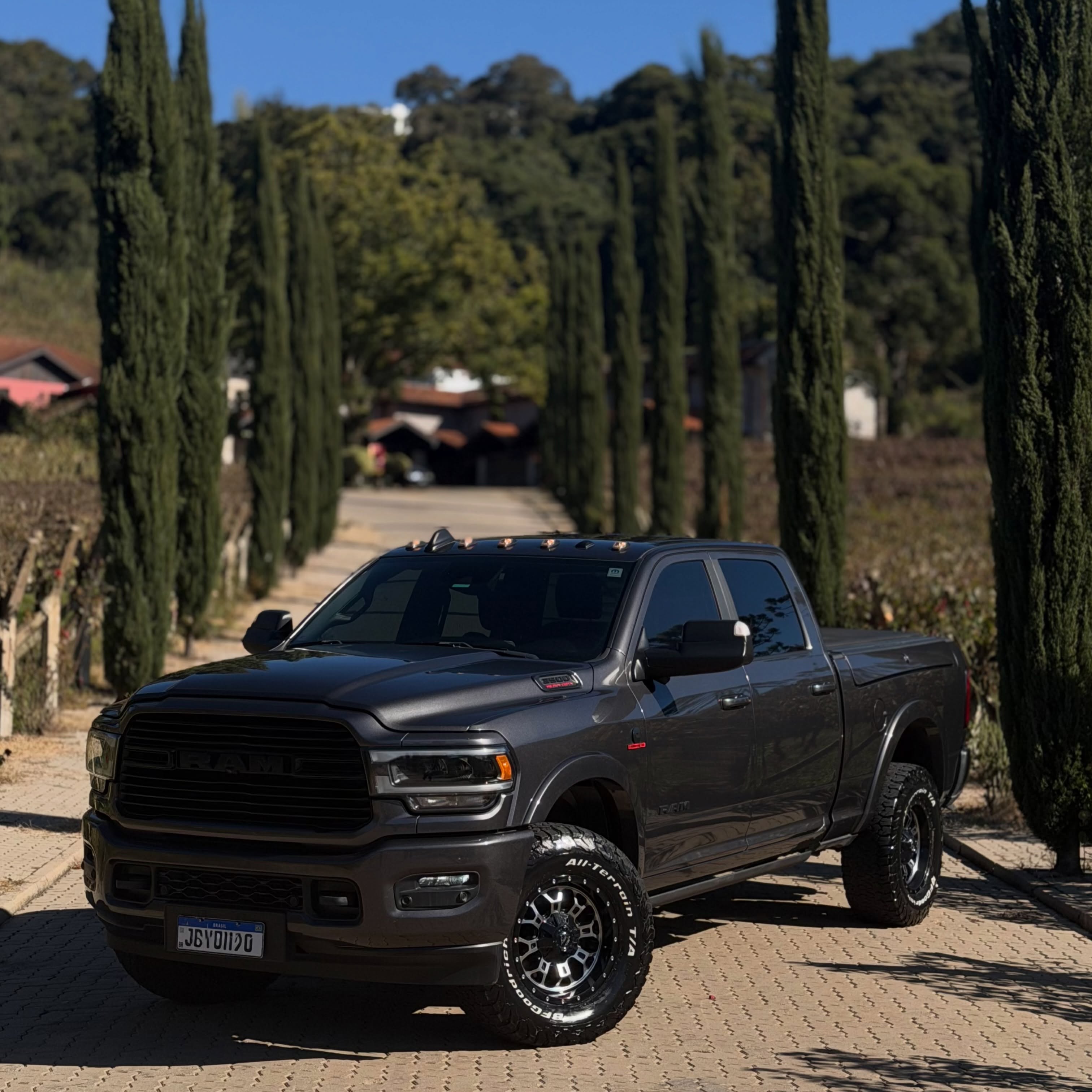 RAM 3500 NIGHT EDITION - Imagem 3
