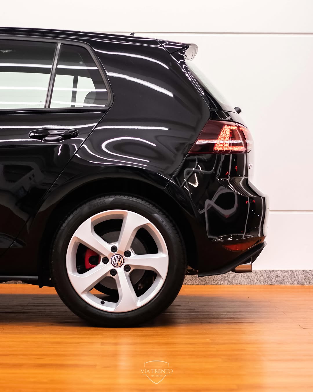 VOLKSWAGEN GOLF GTI - Imagem 4