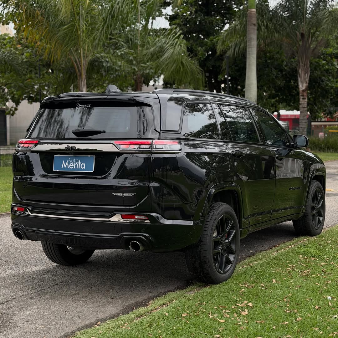 JEEP COMMANDER BLACKHAWK - Imagem 3