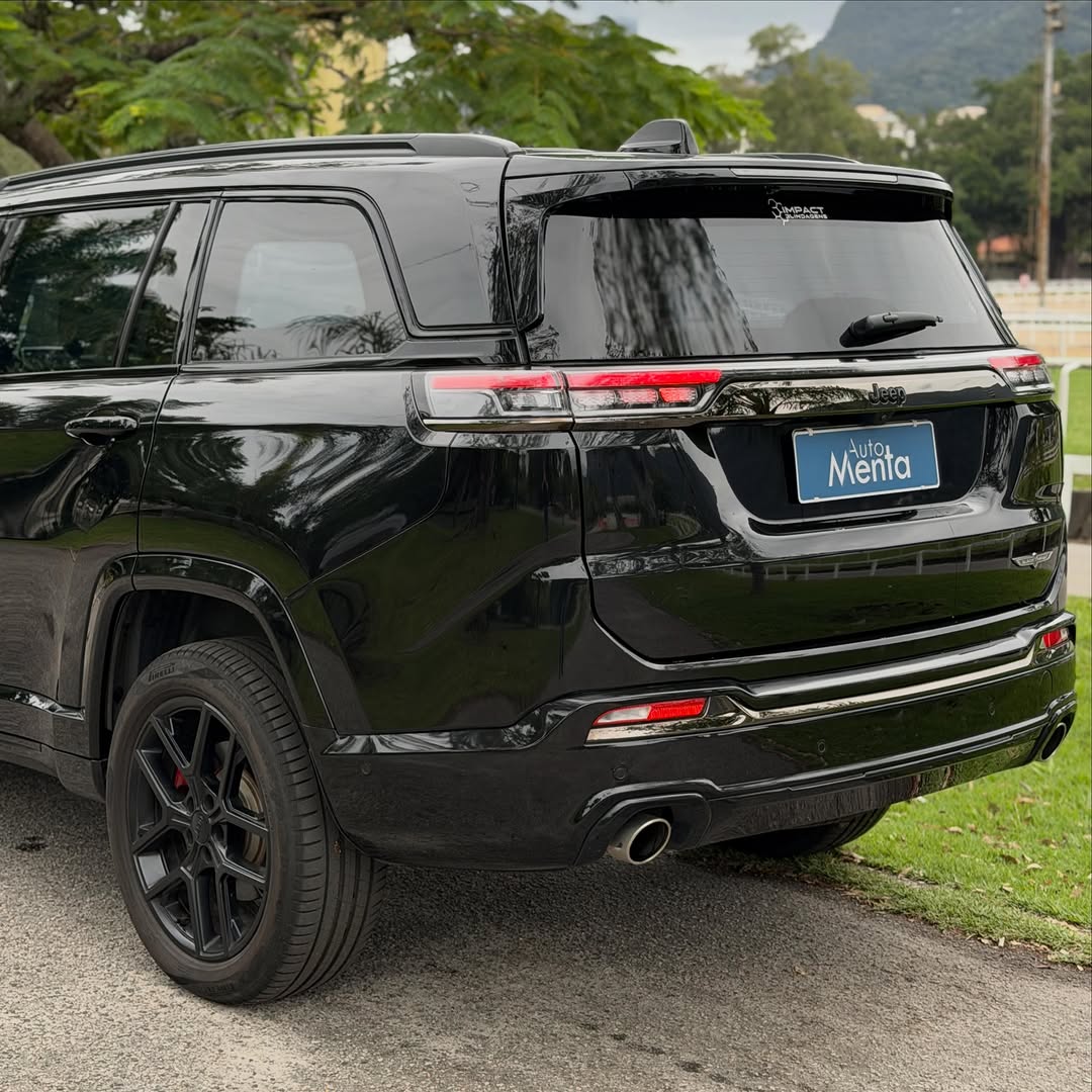 JEEP COMMANDER BLACKHAWK - Imagem 4