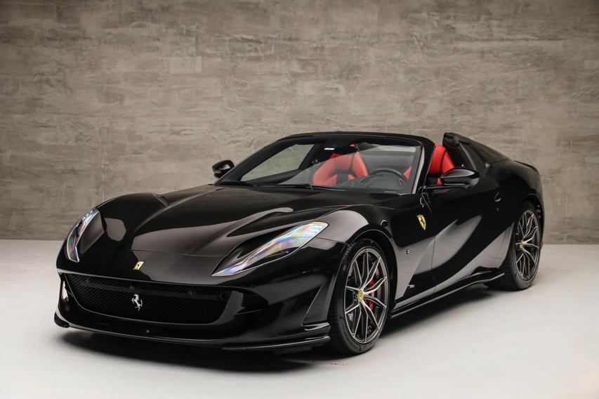 FERRARI 812 GTS - Imagem 1