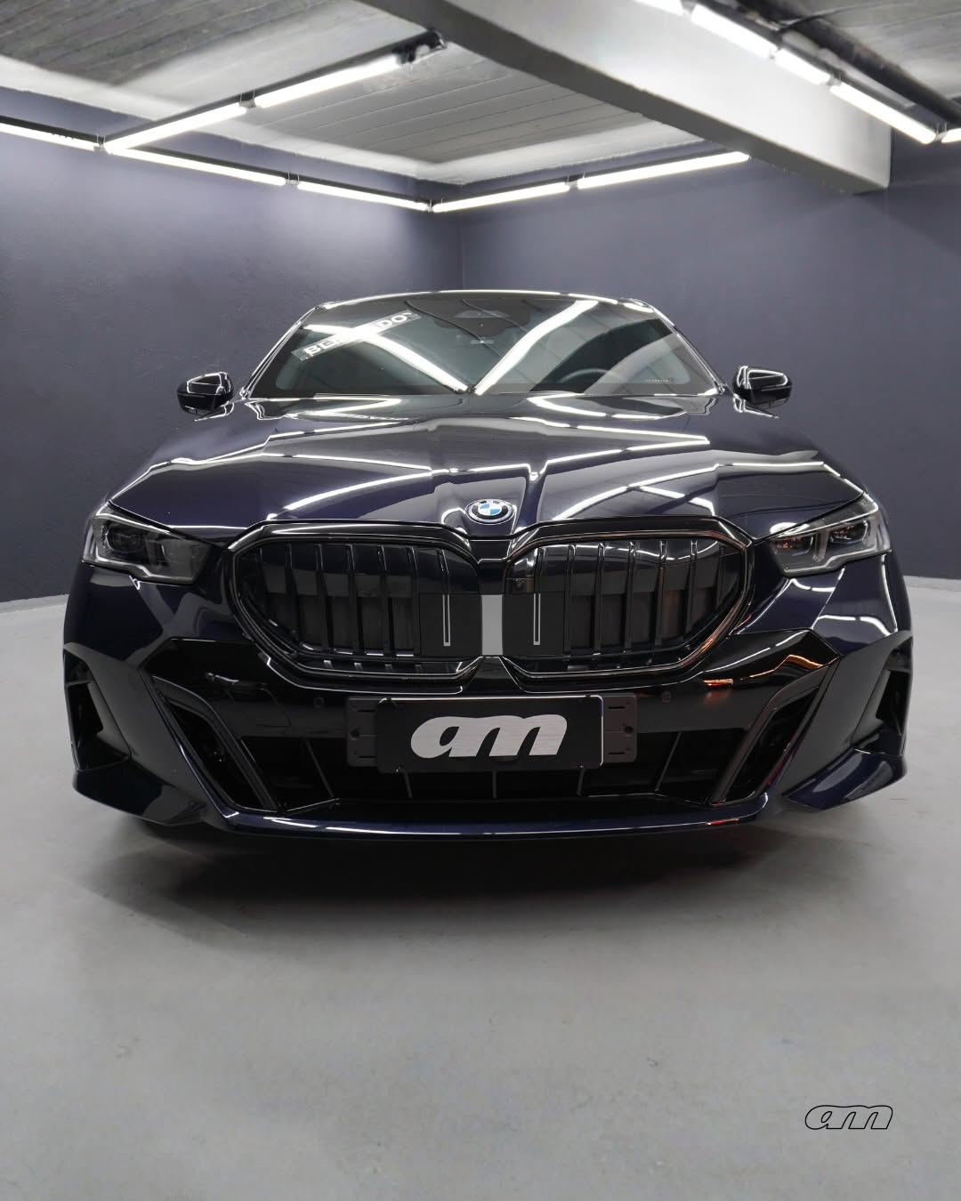 BMW 530E M SPORT AUTOMÁTICO - Imagem 1