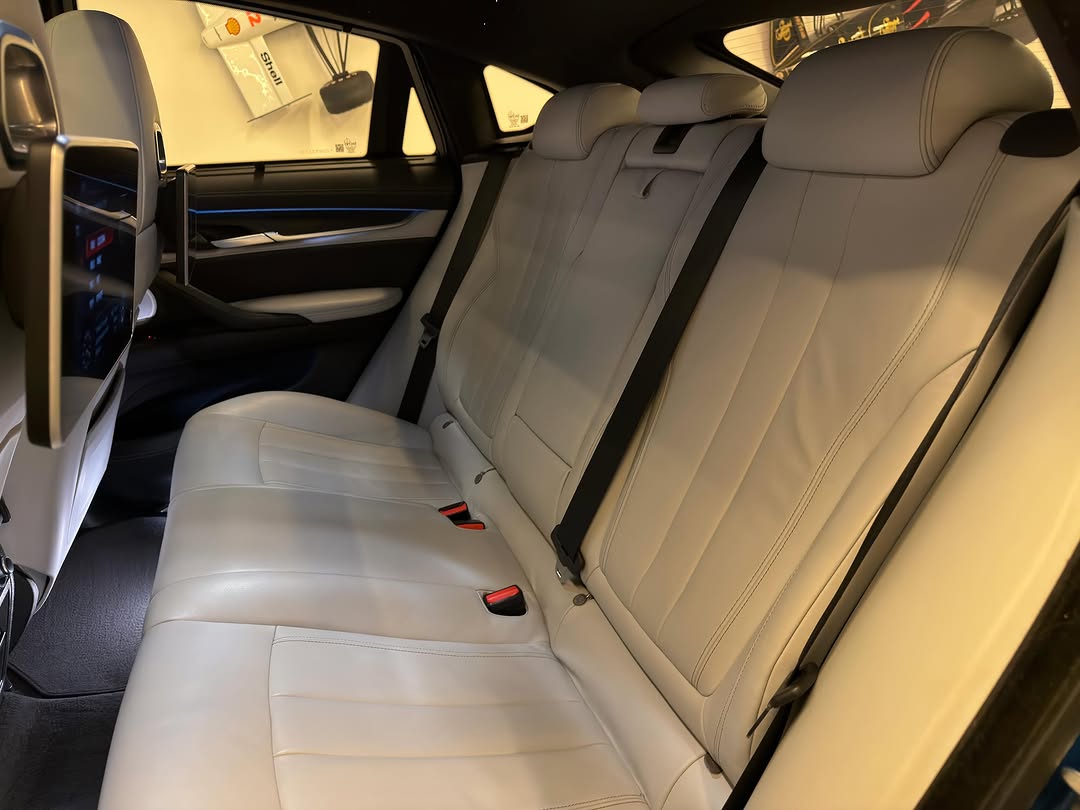 BMW X6 - Imagem 8