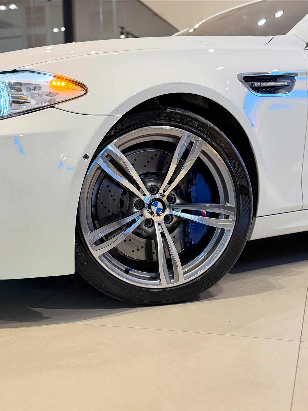 BMW M5 - Imagem 5