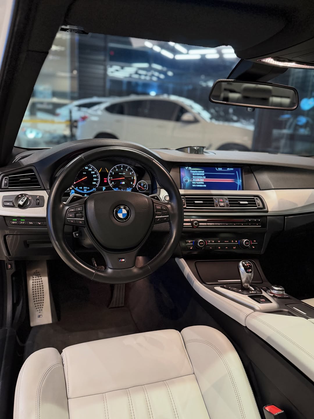 BMW M5 - Imagem 7