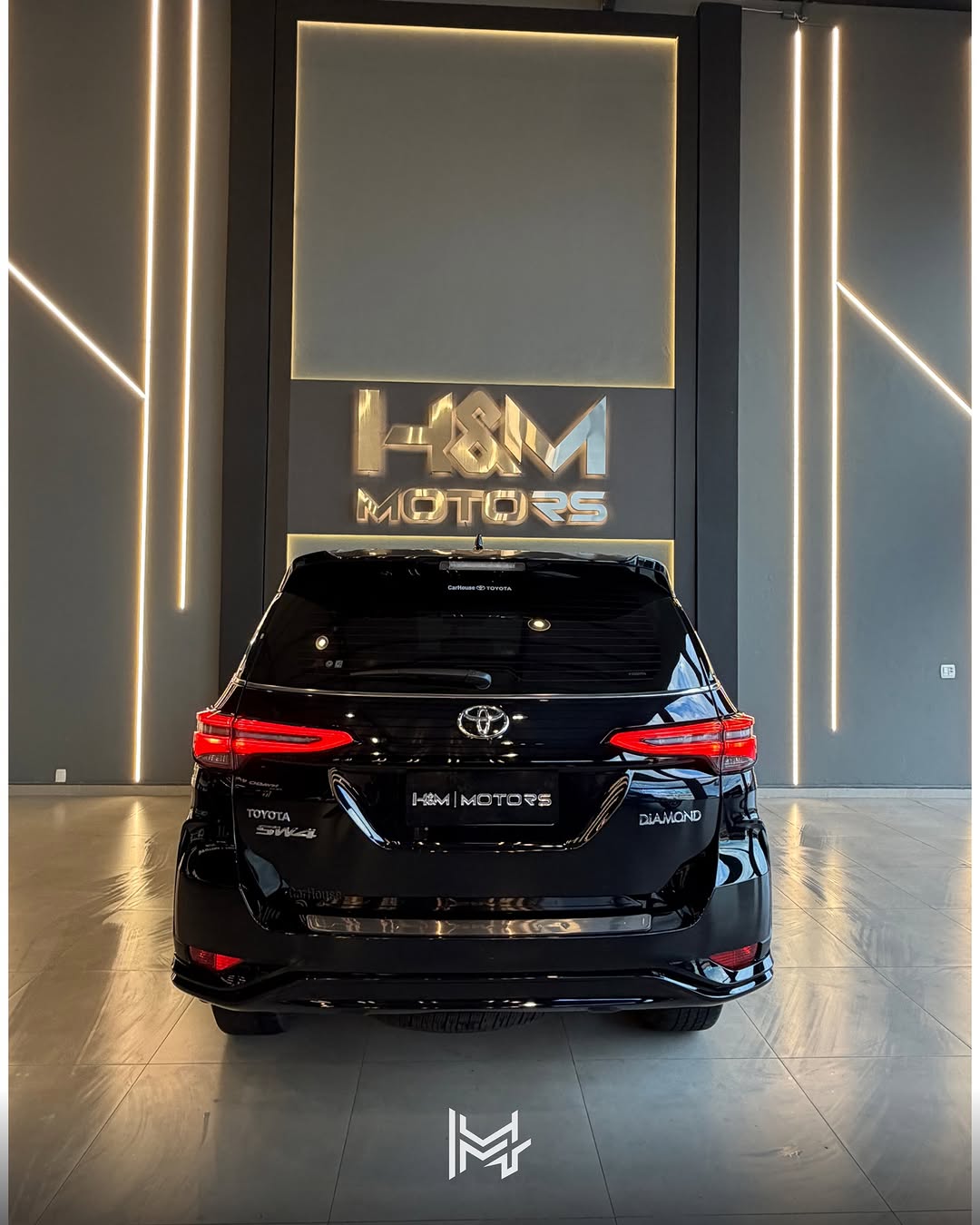 TOYOTA HILUX SW4 DIAMOND 4X4 DIESEL - Imagem 8