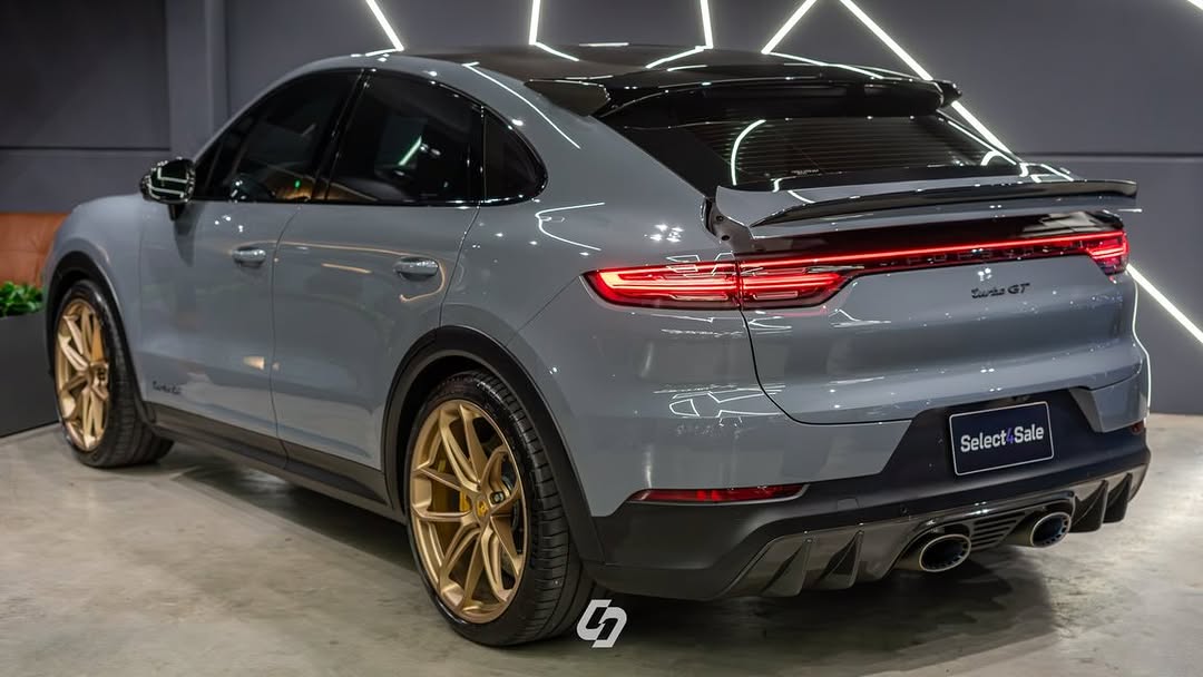 PORSCHE CAYENNE TURBO GT - Imagem 13