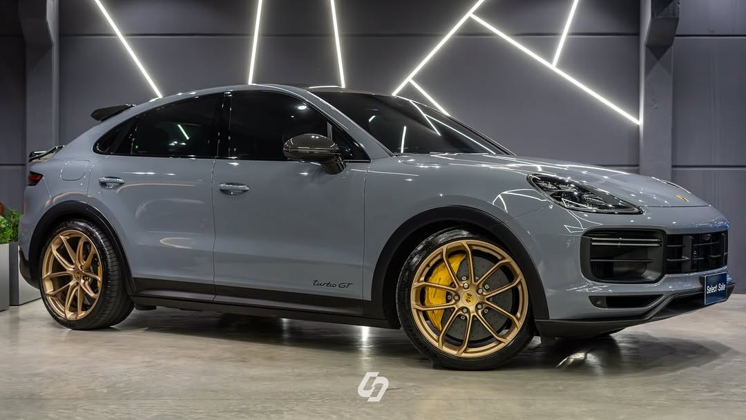 PORSCHE CAYENNE TURBO GT - Imagem 17