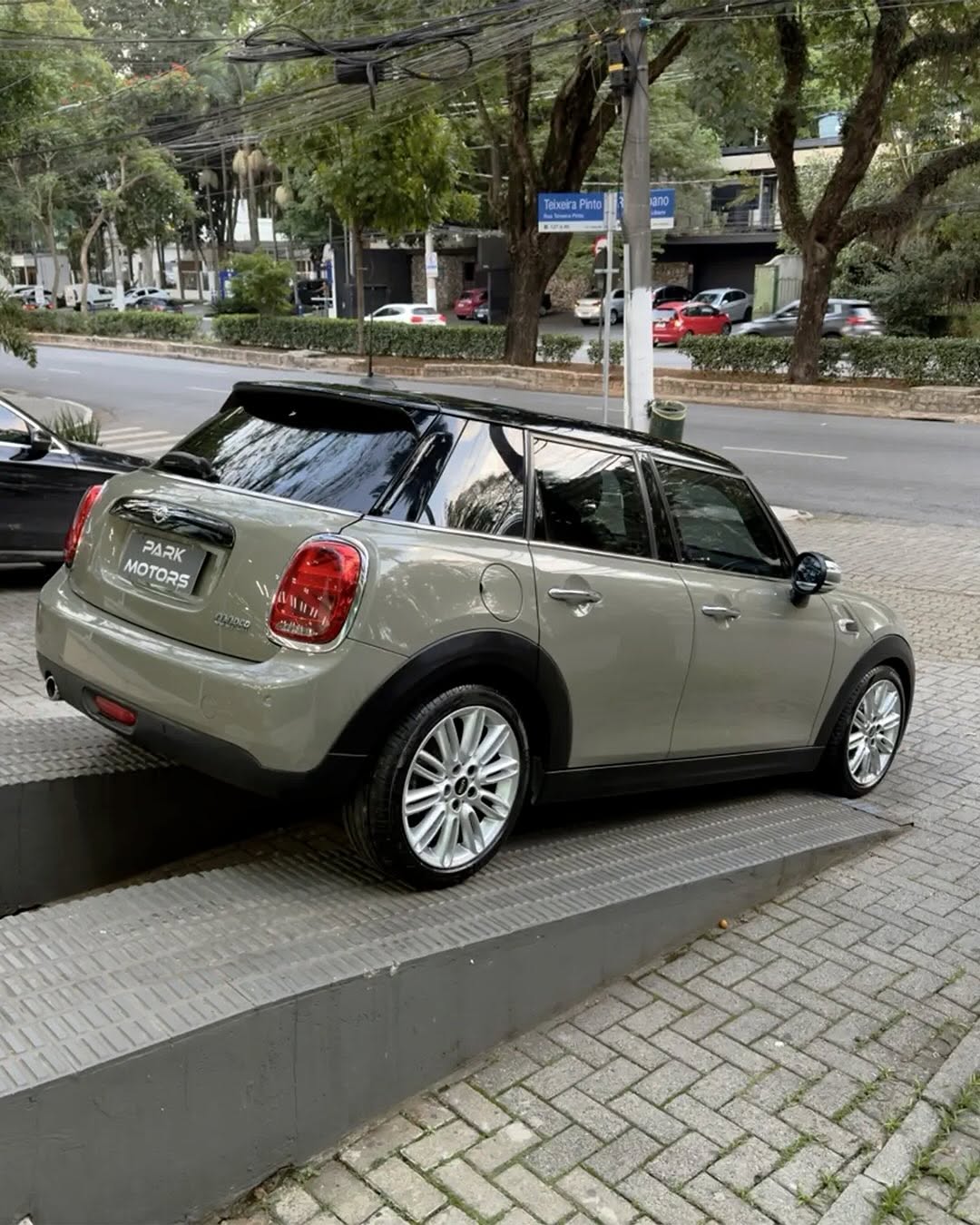 MINI COOPER 1.5 12V TWINPOWER GASOLINA 4P STEPTRONIC - Imagem 5
