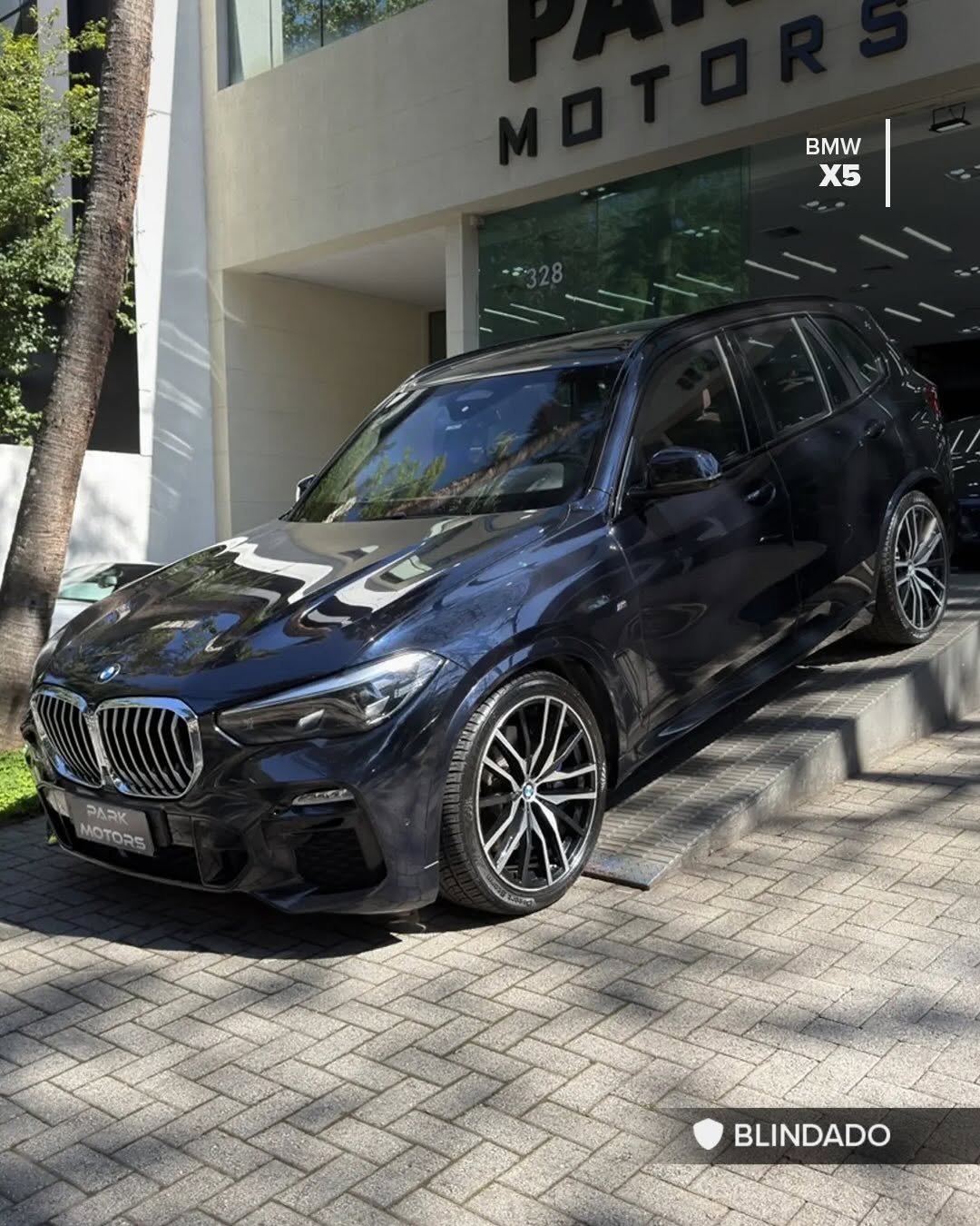 BMW X5 3.0 M SPORT 4X4 30D I6 TURBO DIESEL 4P AUTOMÁTICO - Imagem 1