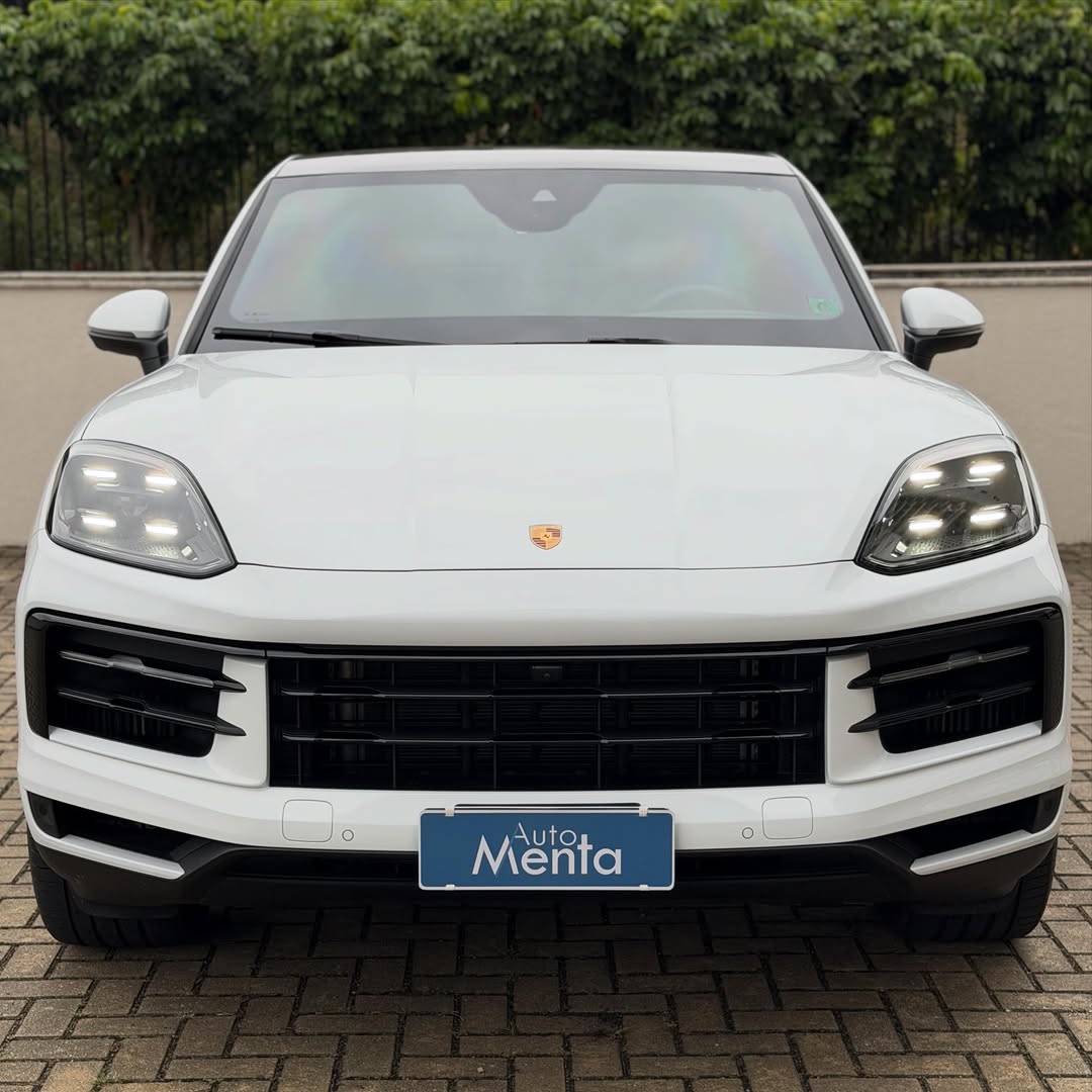 PORSCHE CAYENNE COUPÊ E-HYBRID - Imagem 2