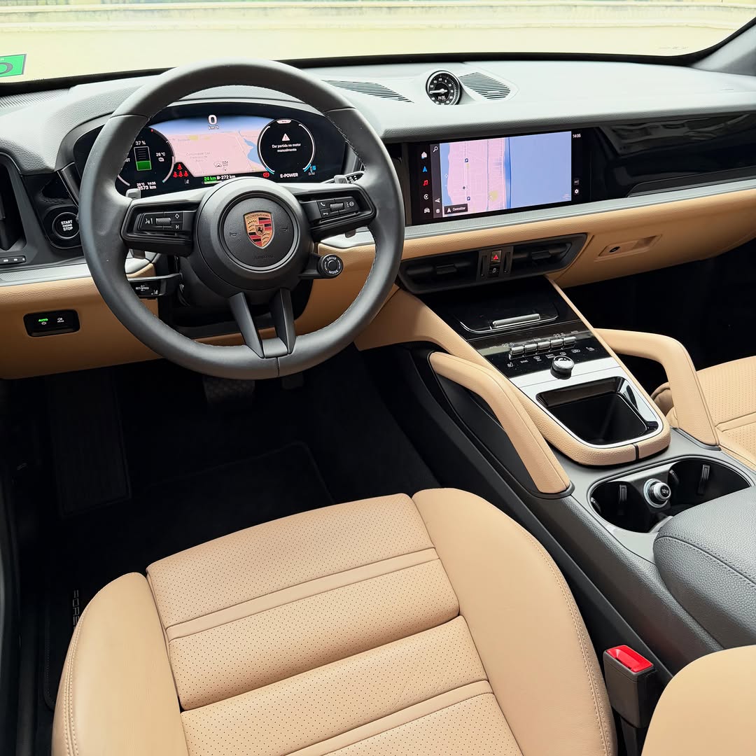 PORSCHE CAYENNE COUPÊ E-HYBRID - Imagem 6
